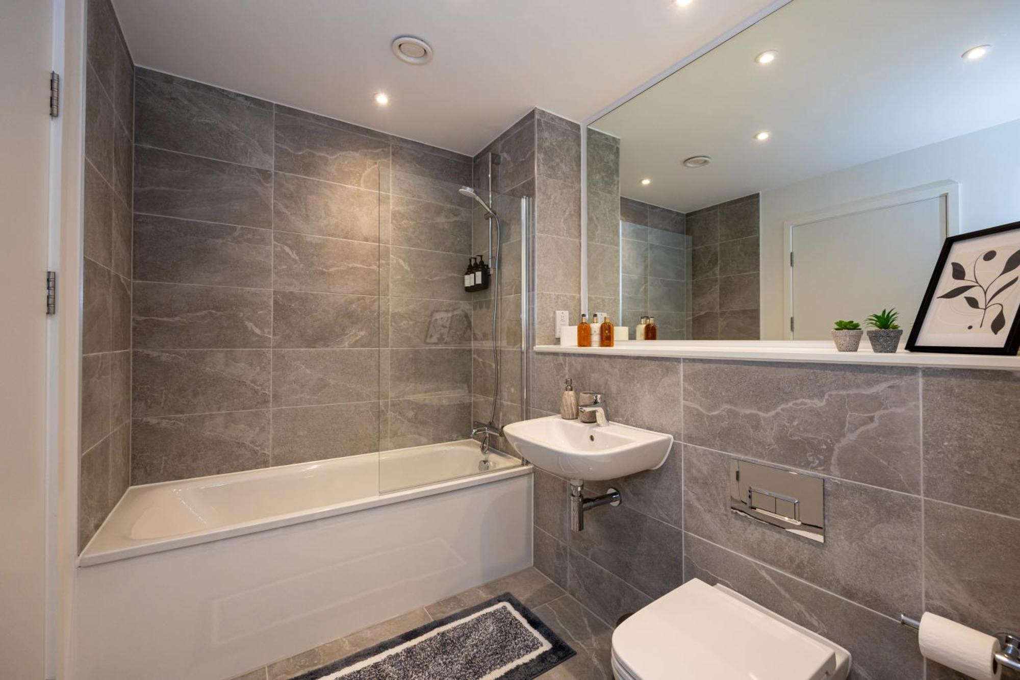 Pet Friendly 2Br Near Station By Asquare Letting Apartment Manchester Luaran gambar